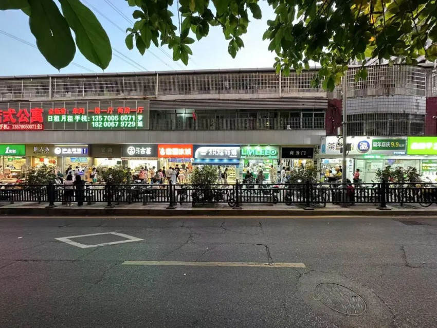 “小鎮奶茶”上市，市值超200億，創始人成百億富豪！